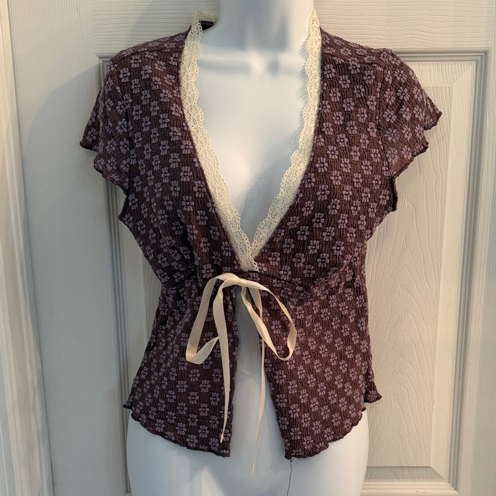 Chic Plum Blouse with Lace Detail